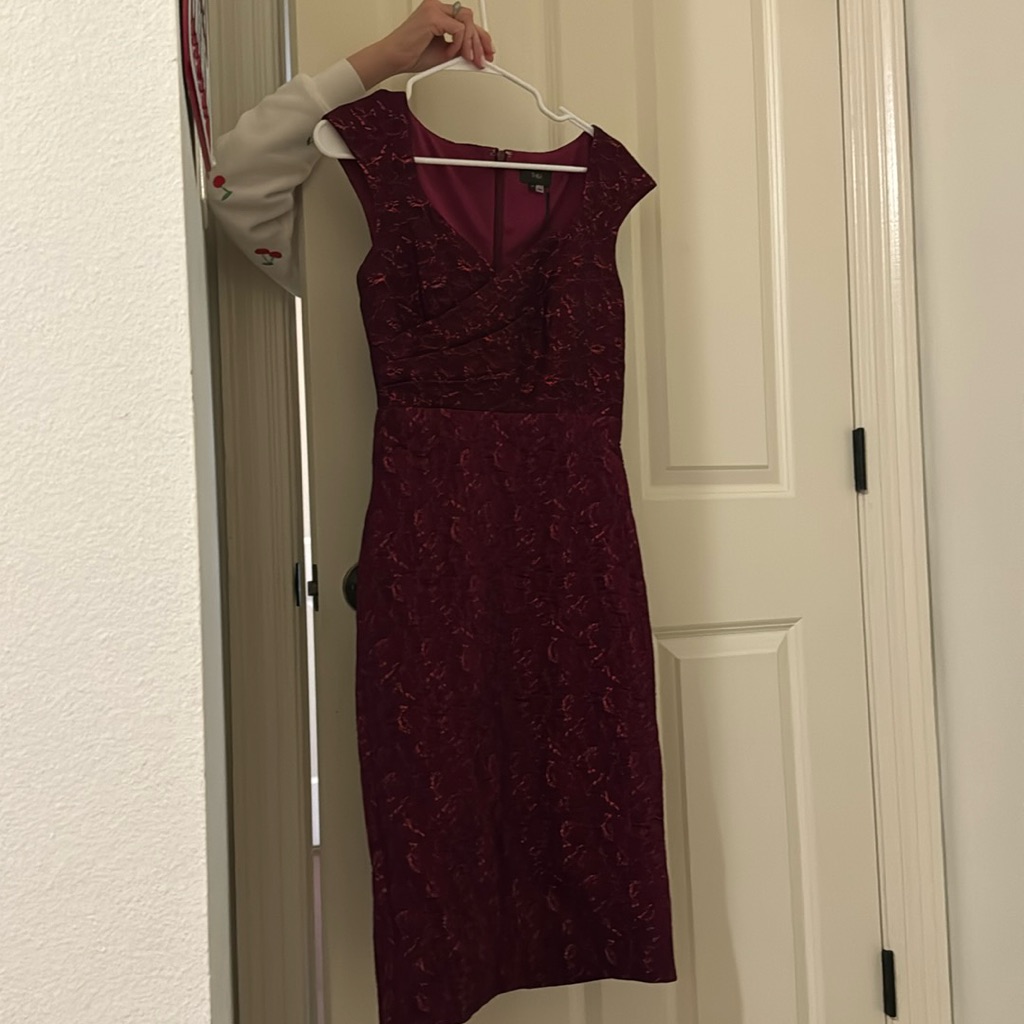 Theia Omnia Fitted Cocktail Dress
